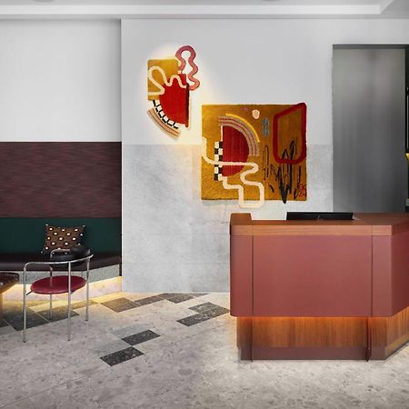 Hotel Kimpton Main Frankfurt By Ihg à Francfort-sur-le-Main Extérieur photo