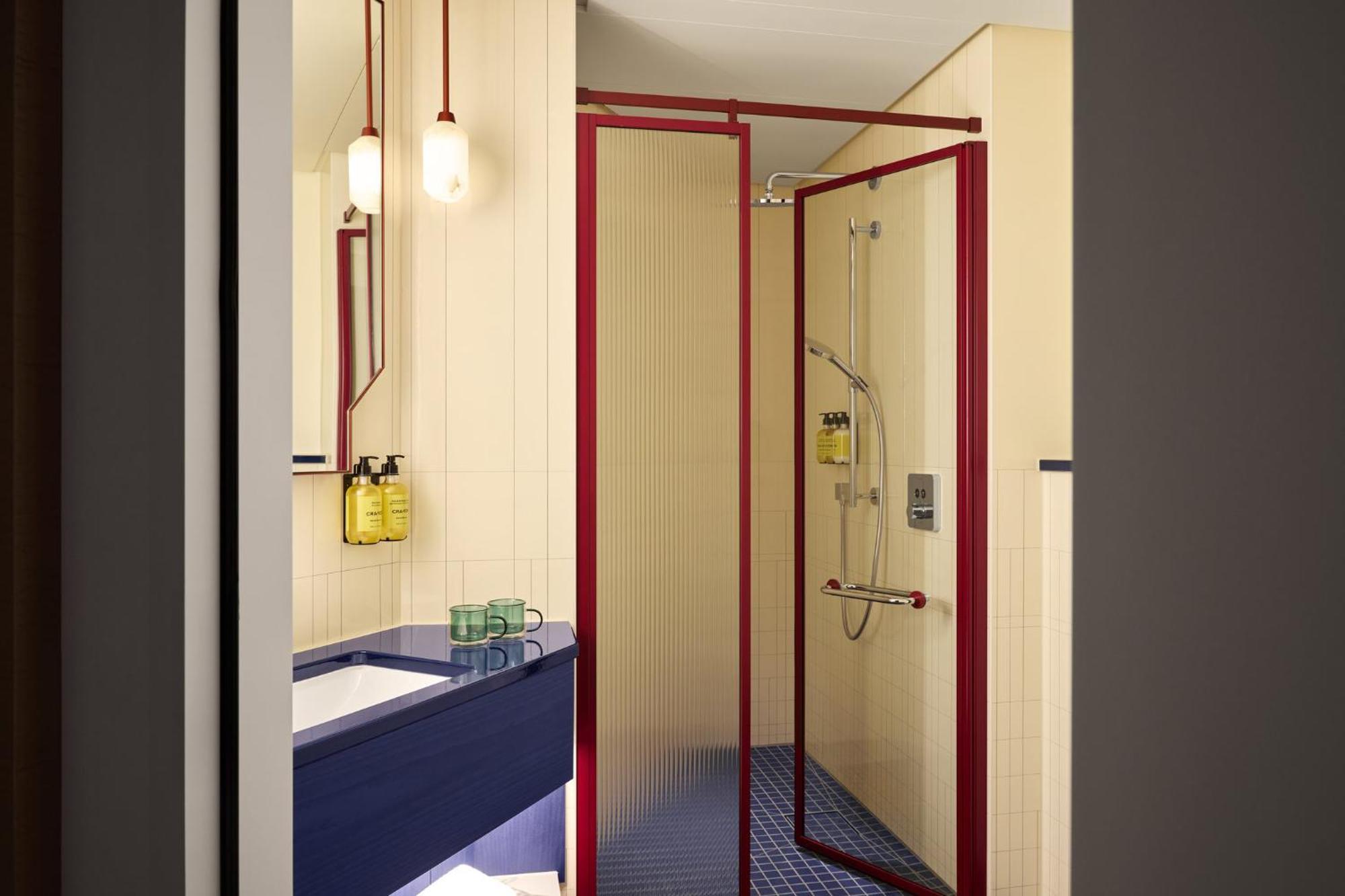 Hotel Kimpton Main Frankfurt By Ihg à Francfort-sur-le-Main Extérieur photo