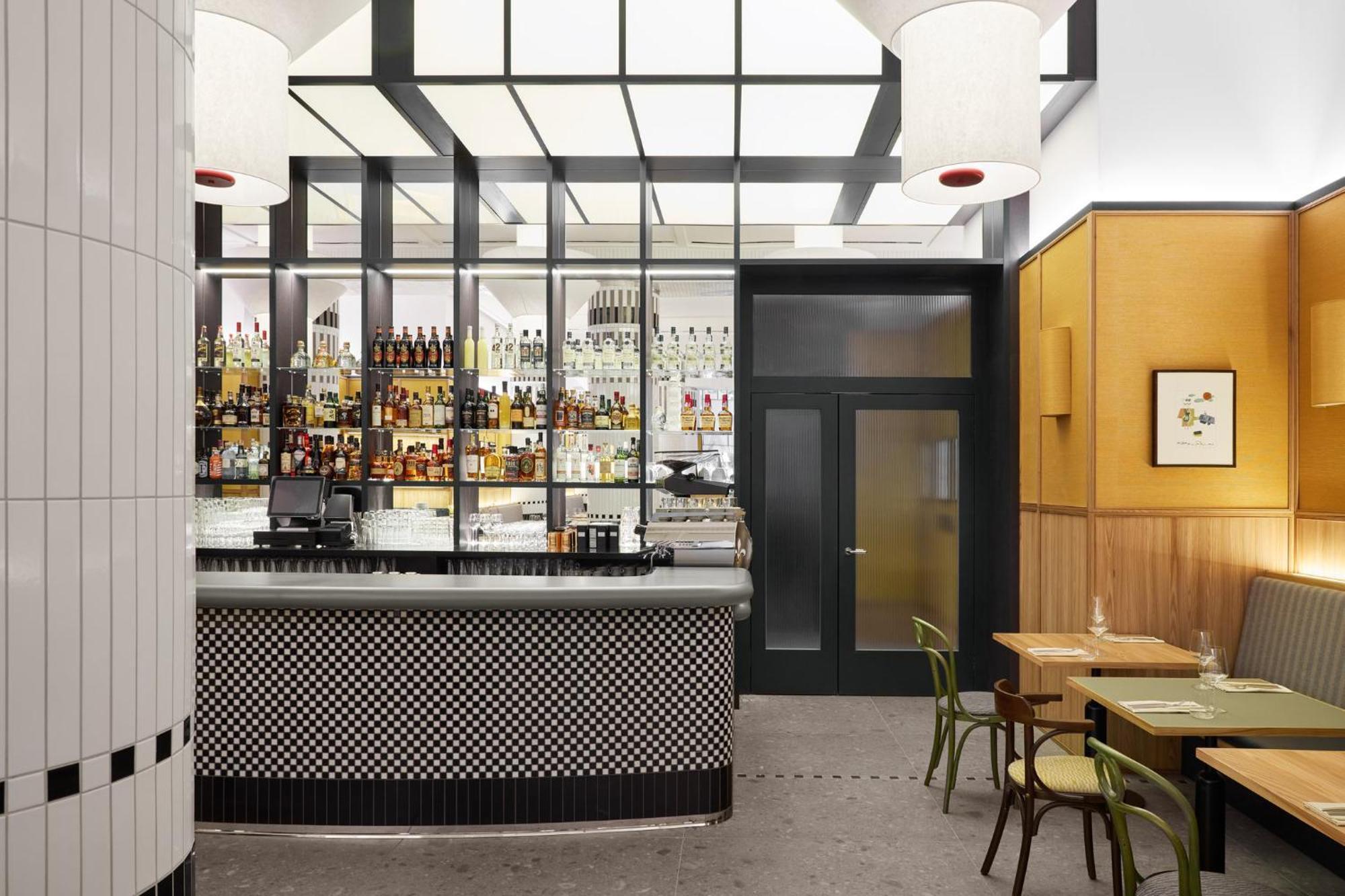 Hotel Kimpton Main Frankfurt By Ihg à Francfort-sur-le-Main Extérieur photo