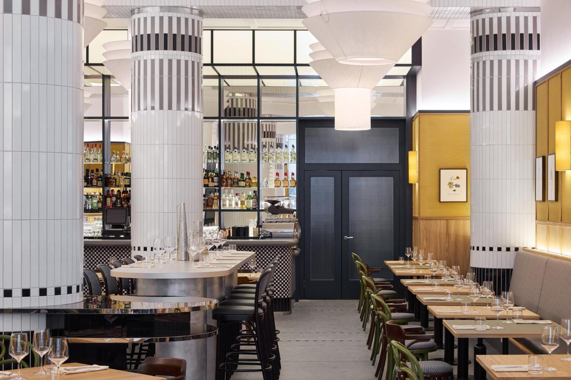 Hotel Kimpton Main Frankfurt By Ihg à Francfort-sur-le-Main Extérieur photo